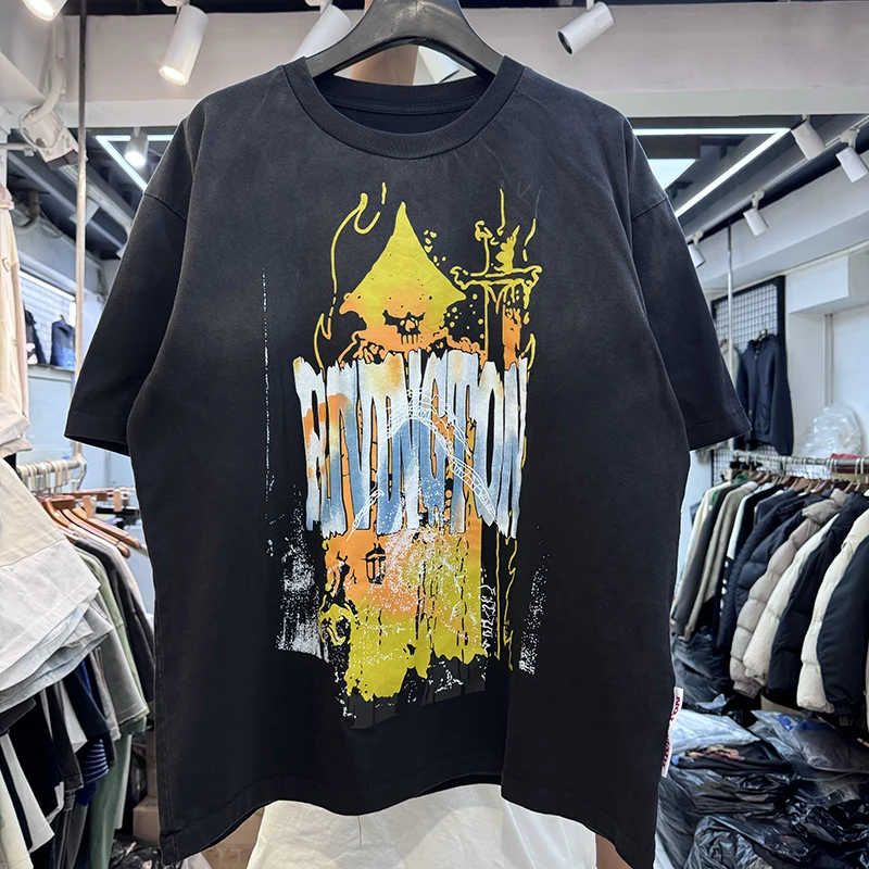 Retro Washed Heavyweight round Neck Short Sleeve T-Shirt with Letter Pattern Print Loose Fit Youthful Trend for Summer
Retro Washed Heavyweight round Neck Short Sleeve T-Shirt with Letter Pattern Print Loose Fit Youthful Trend for Summer