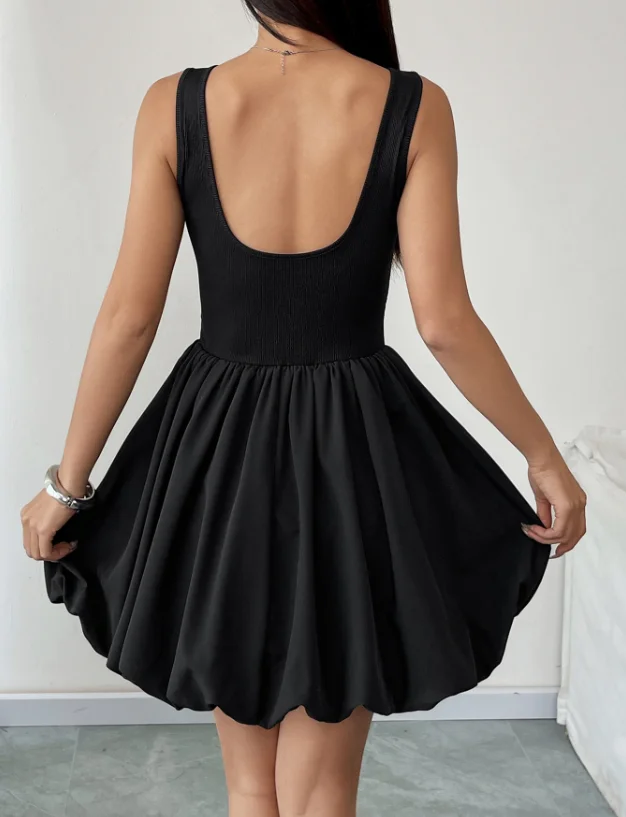 Y2K Women's Dress Sexy Elegant Sleeveless Backless Flower Bud Short Skirt 2025 Women's New Summer Spliced Pleated Vest Dresses
Y2K Women's Dress Sexy Elegant Sleeveless Backless Flower Bud Short Skirt 2025 Women's New Summer Spliced Pleated Vest Dresses
