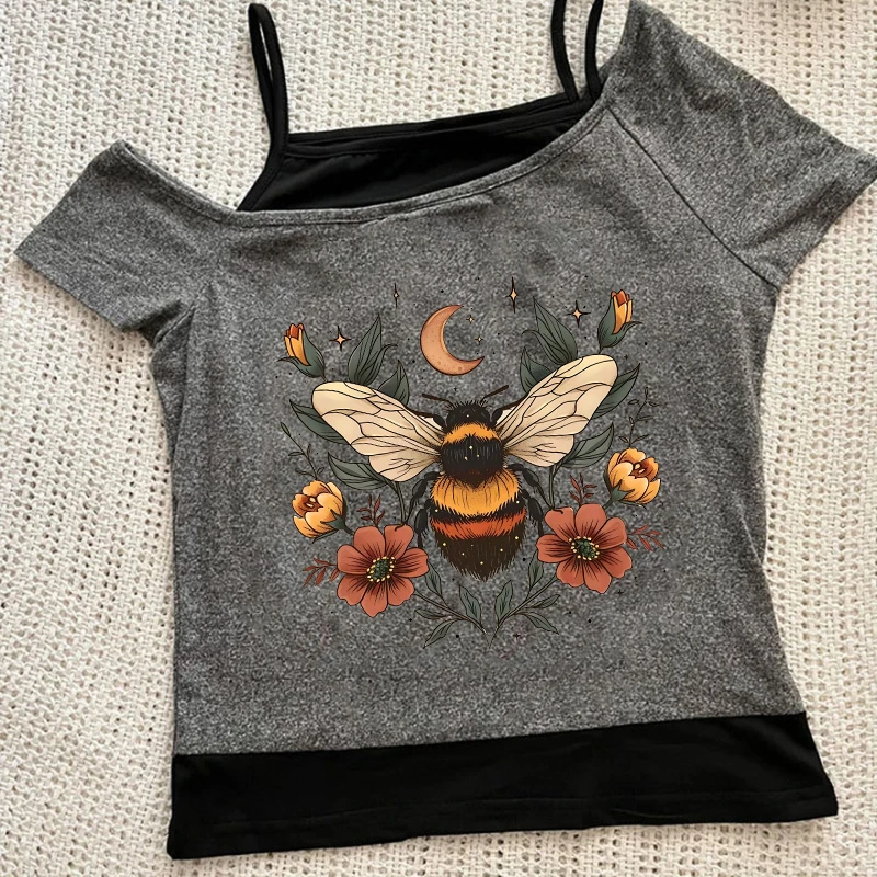 Classics Creative Bee Pattern Print T-shirt Harajuku Aesthetics Y2K Vintage Crop Top Women Fashion Casual Slim Short Sleeve Tee
Classics Creative Bee Pattern Print T-shirt Harajuku Aesthetics Y2K Vintage Crop Top Women Fashion Casual Slim Short Sleeve Tee