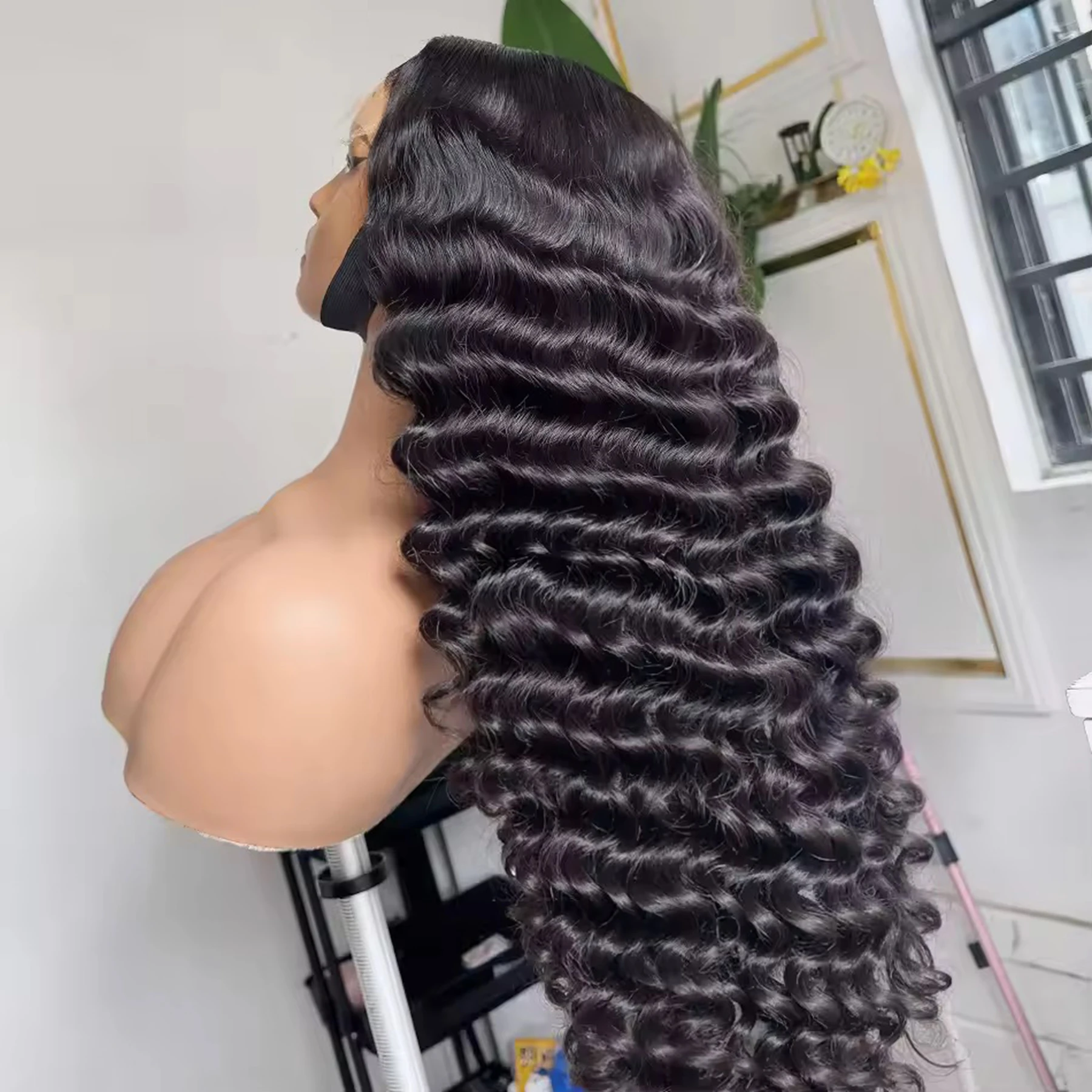 13X4X1 HD Lace Front Wig Synthetic Loose Deep Wave Prepluck Bleach Knots Glueless Wigs Black Color Daily Party Wedding Soft Hair
13X4X1 HD Lace Front Wig Synthetic Loose Deep Wave Prepluck Bleach Knots Glueless Wigs Black Color Daily Party Wedding Soft Hair