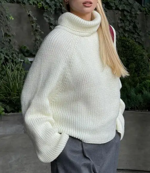 New Autumn and Winter High Neck Warm Pullover for Women, Casual and Simple Backless Design, Loose Knit Sweater
New Autumn and Winter High Neck Warm Pullover for Women, Casual and Simple Backless Design, Loose Knit Sweater