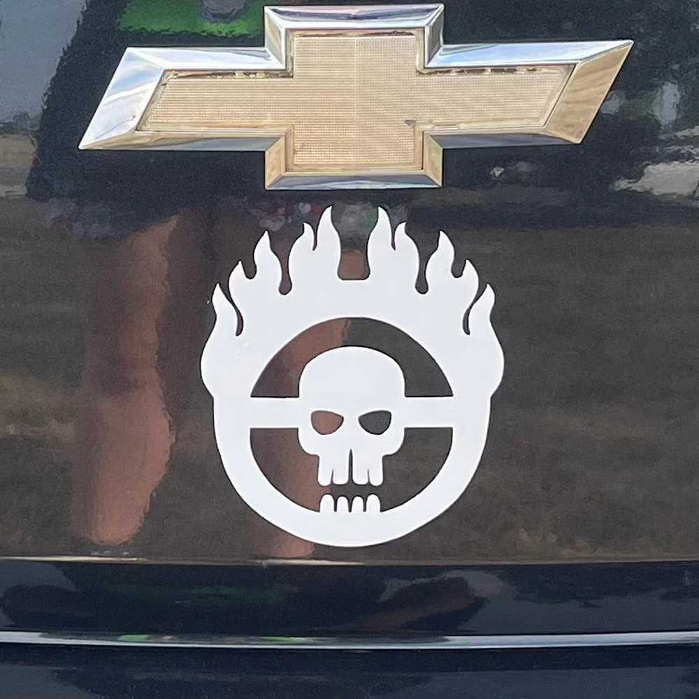 Виниловые наклейки Mad Max Fury Road с черепом, авто наклейка на бампер, автомобильный аксессуар, Стайлинг, черный/белый 9,5x18 см
Виниловые наклейки Mad Max Fury Road с черепом, авто наклейка на бампер, автомобильный аксессуар, Стайлинг, черный/белый 9,5x18 см