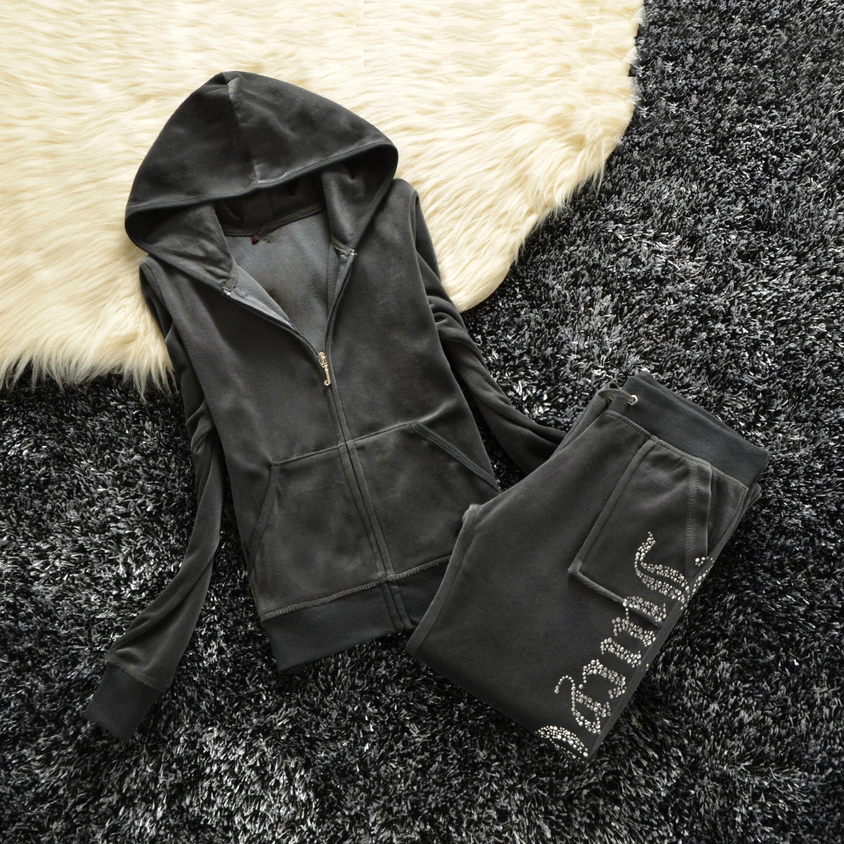 Women's Clothing Trend 2025 Fall Winter Women's Zipper Sweatshirt and Pants Set Two Piece Outfits Woman
Women's Clothing Trend 2025 Fall Winter Women's Zipper Sweatshirt and Pants Set Two Piece Outfits Woman