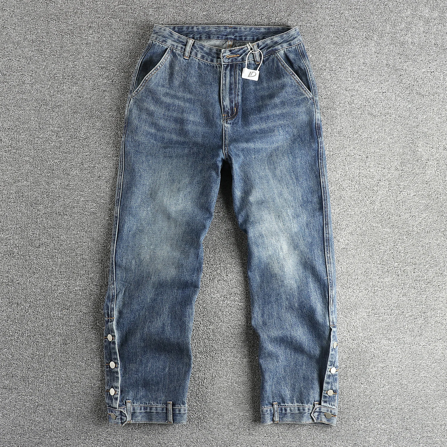 Loose Casual Men's Jeans Spring Autumn New Style Retro Washed Torn Denim Pants Couple Matching Straight Leg Jeans
Loose Casual Men's Jeans Spring Autumn New Style Retro Washed Torn Denim Pants Couple Matching Straight Leg Jeans