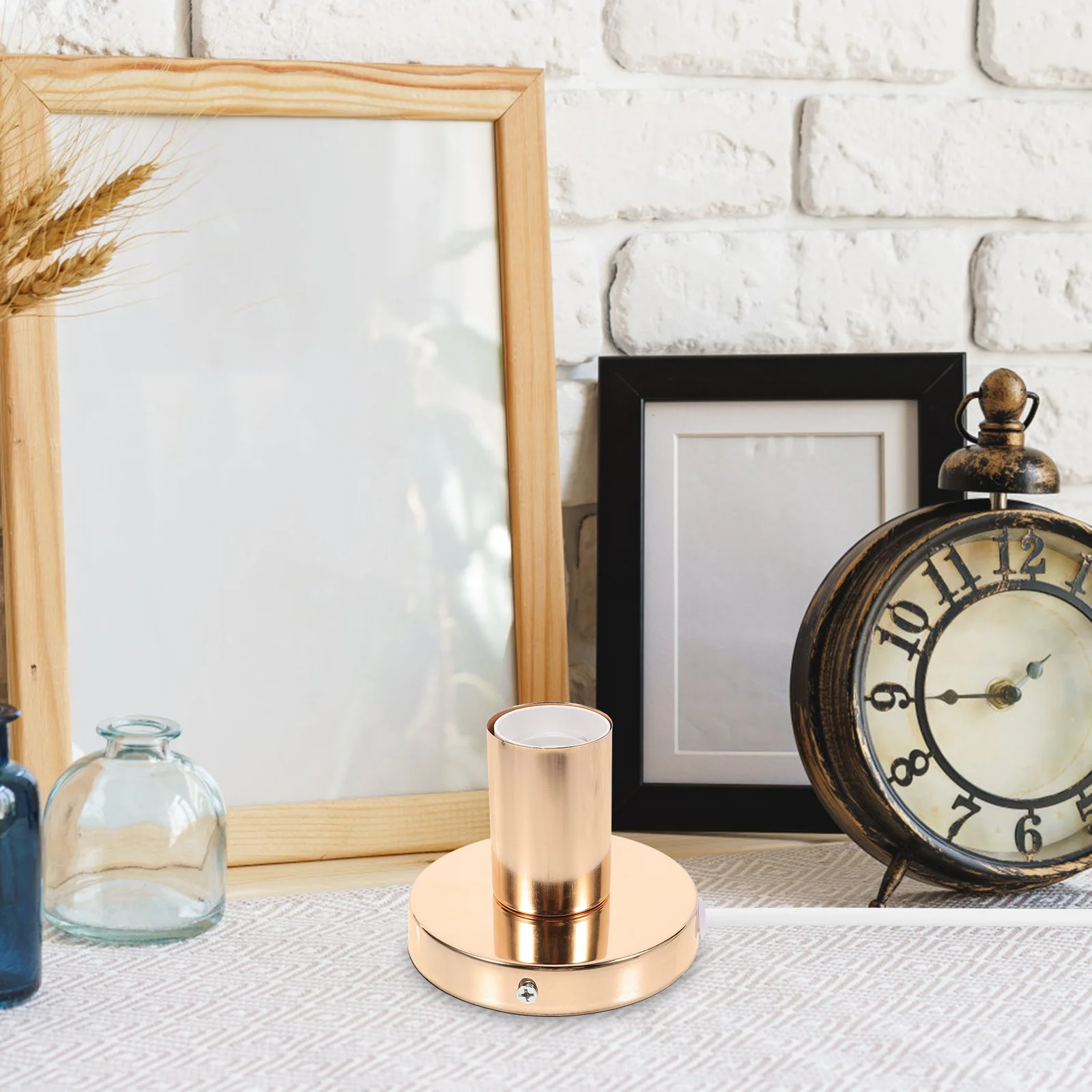 Durable Metal Desktop Light Sockets Base Table Lamp Vintage E27 Screw Bulb Holder Cord Switch Eu Plug Safe Reliable
Durable Metal Desktop Light Sockets Base Table Lamp Vintage E27 Screw Bulb Holder Cord Switch Eu Plug Safe Reliable