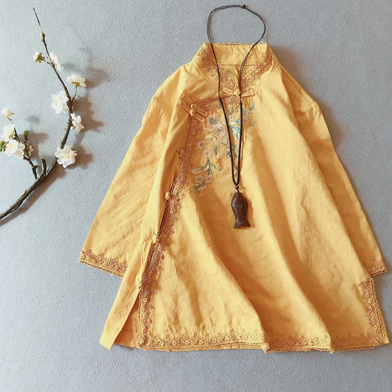 New Tang suit Vintage Embroidery Lace Patchwork Cotton and Linen Shirt Women Loose Chinese Style Buckle Top Female Casual Blouse
New Tang suit Vintage Embroidery Lace Patchwork Cotton and Linen Shirt Women Loose Chinese Style Buckle Top Female Casual Blouse