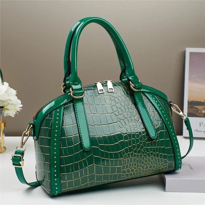 Casual Tote Bags Large Female Handbag Bright Leather Shoulder Crossbody Women's Bag Luxury Lady Messenger Sac
Casual Tote Bags Large Female Handbag Bright Leather Shoulder Crossbody Women's Bag Luxury Lady Messenger Sac