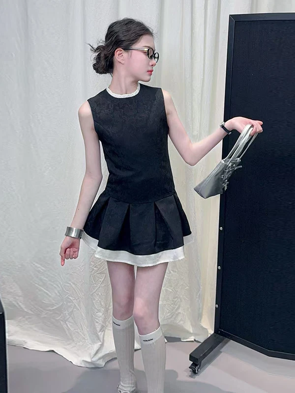 Girls Lace Collar Waist Cinched Dress Sleeveless Short Skirt Summer Fashion Lightweight Luxury Children's Clothing
Girls Lace Collar Waist Cinched Dress Sleeveless Short Skirt Summer Fashion Lightweight Luxury Children's Clothing