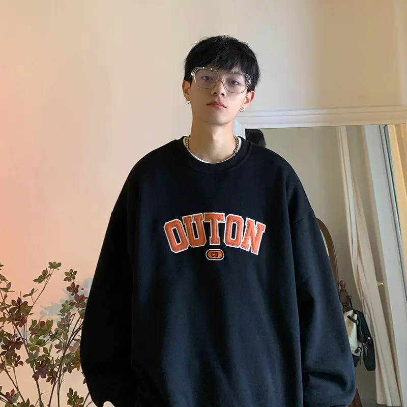Trendy Korean Personalized Round Neck Sweatshirt Men Spring and Autumn New Y2K Thickened Japanese Couple Niche Long-sleeved Top
Trendy Korean Personalized Round Neck Sweatshirt Men Spring and Autumn New Y2K Thickened Japanese Couple Niche Long-sleeved Top
