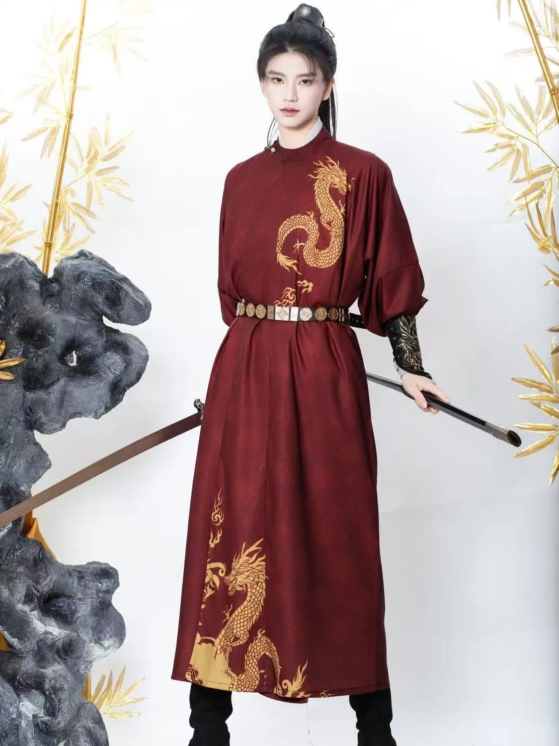 Classic Men's Dragon Hanfu Traditional Tang Dynasty Round Neck Robe Vintage Palace Swordsman Cosplay Outfits Carnival Stage Suit
Classic Men's Dragon Hanfu Traditional Tang Dynasty Round Neck Robe Vintage Palace Swordsman Cosplay Outfits Carnival Stage Suit