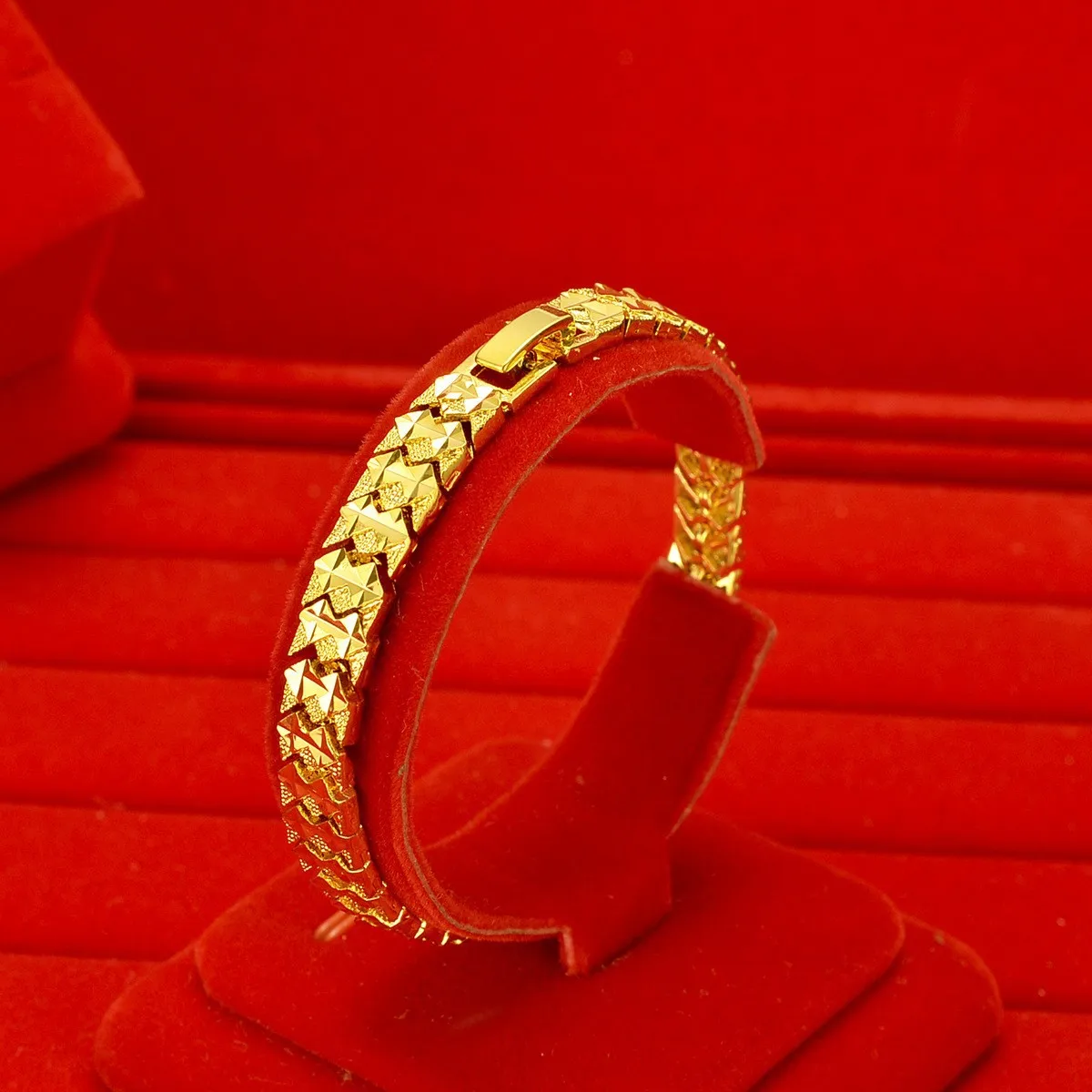AU999 Gold Bracelet Women's Gold Shop Jewelry 24K Pure Gold Bracelet Fashionable Temperament Goddess Wrist Chain
AU999 Gold Bracelet Women's Gold Shop Jewelry 24K Pure Gold Bracelet Fashionable Temperament Goddess Wrist Chain