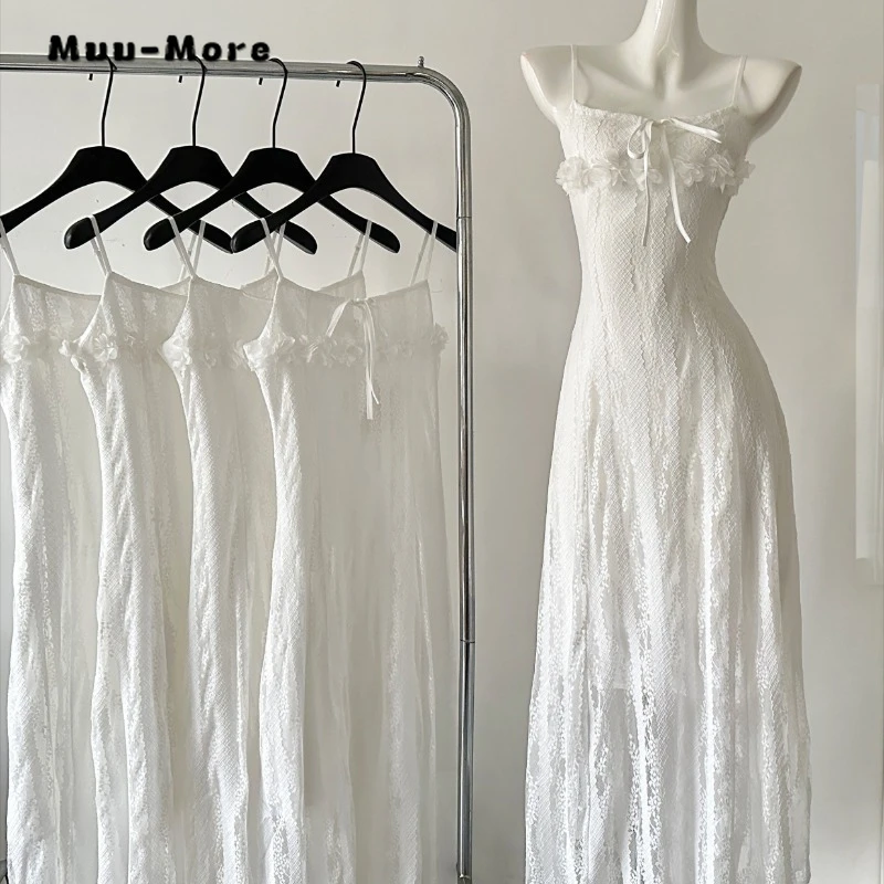 2025 Summer Fairy Sleeveless O-Neck Solid Color Suspender Dresses Women Elegant Lace-up High Waist 3D Floral Slim Fit Thin Dress
2025 Summer Fairy Sleeveless O-Neck Solid Color Suspender Dresses Women Elegant Lace-up High Waist 3D Floral Slim Fit Thin Dress