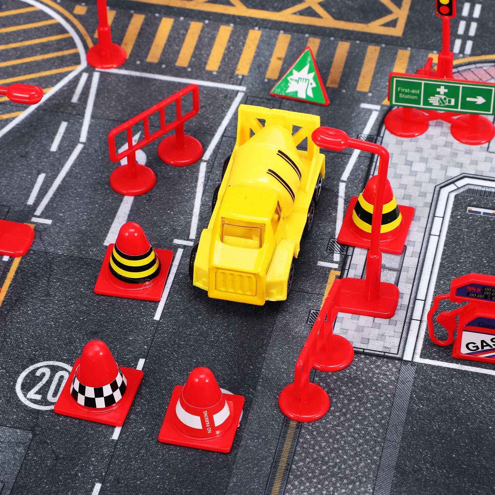 28 Pcs Traffic Signs Simulation Road Toys Indicator For Mini Pvc Construction Roadblock Child
28 Pcs Traffic Signs Simulation Road Toys Indicator For Mini Pvc Construction Roadblock Child