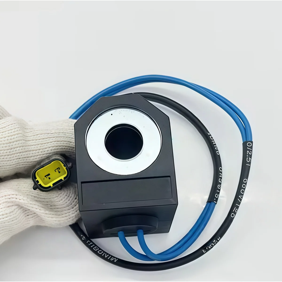 For Excavator Spare Parts COIL DH220-9 24V 16mm Construction Excavator Solenoid Coil
For Excavator Spare Parts COIL DH220-9 24V 16mm Construction Excavator Solenoid Coil