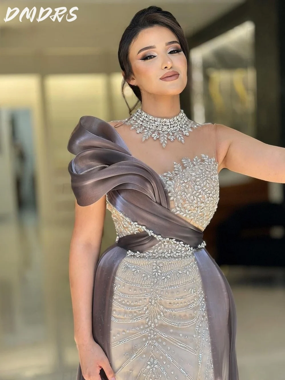 Luxurious Sleeveless Prom Dress Charming Velvet Party Dress Elegant Shiny A-line Exquisite Floor-length Evening Gowns Customized
Luxurious Sleeveless Prom Dress Charming Velvet Party Dress Elegant Shiny A-line Exquisite Floor-length Evening Gowns Customized