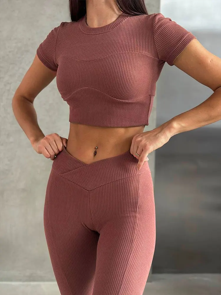 Summer Women Sports Suit Streetwear Fashion New Short Sleeve T-shirt Bodycon Trousers 2 Piece Solid Sexy Female Sports Clothing
Summer Women Sports Suit Streetwear Fashion New Short Sleeve T-shirt Bodycon Trousers 2 Piece Solid Sexy Female Sports Clothing