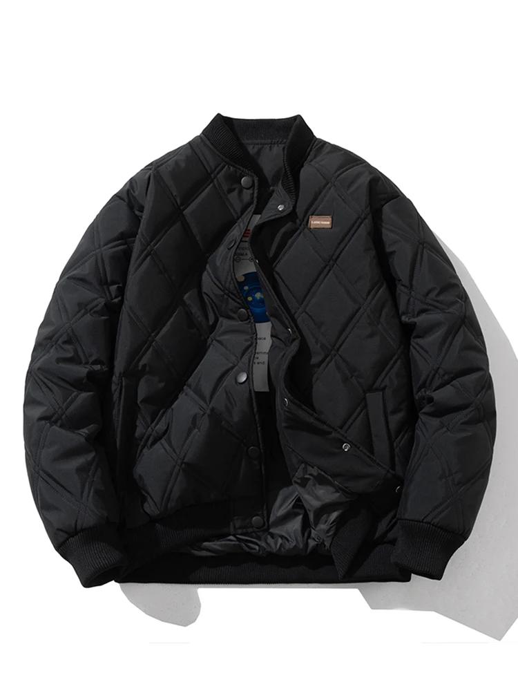 Утепленная хлопковая куртка в стиле ретро с ромбовидным узором для мужчин и женщин, теплая бейсбольная куртка-пилот, американский повседневный стиль, верхняя одежда
Утепленная хлопковая куртка в стиле ретро с ромбовидным узором для мужчин и женщин, теплая бейсбольная куртка-пилот, американский повседневный стиль, верхняя одежда