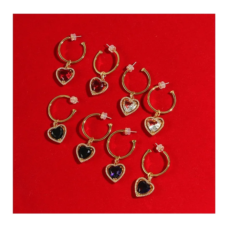 Gem Earrings Women's French Temperament Simple Nova Set Crystal Fashion Earrings Earrings Love
Gem Earrings Women's French Temperament Simple Nova Set Crystal Fashion Earrings Earrings Love