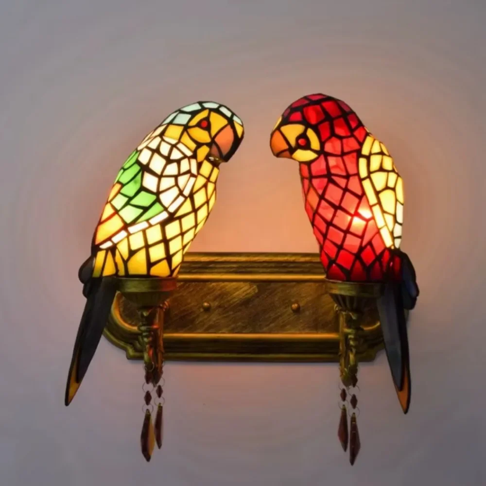 Vintage Double Head Parrot Lampshade Stained Glass Wall Lamp Bronze Body Wall Light Sconce for Living Room Decoration 
Vintage Double Head Parrot Lampshade Stained Glass Wall Lamp Bronze Body Wall Light Sconce for Living Room Decoration