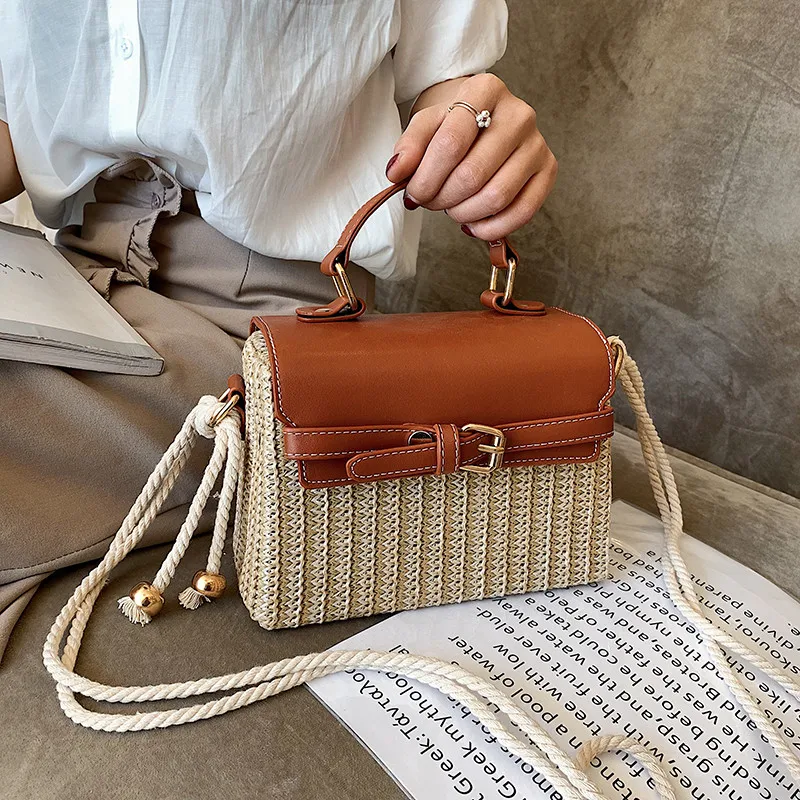 Ins Straw Bag Popular Woven Square Purse for Women Luxury Summer Beach Tote with Leather Handles Fashionable Boho Shoulder Bag
Ins Straw Bag Popular Woven Square Purse for Women Luxury Summer Beach Tote with Leather Handles Fashionable Boho Shoulder Bag