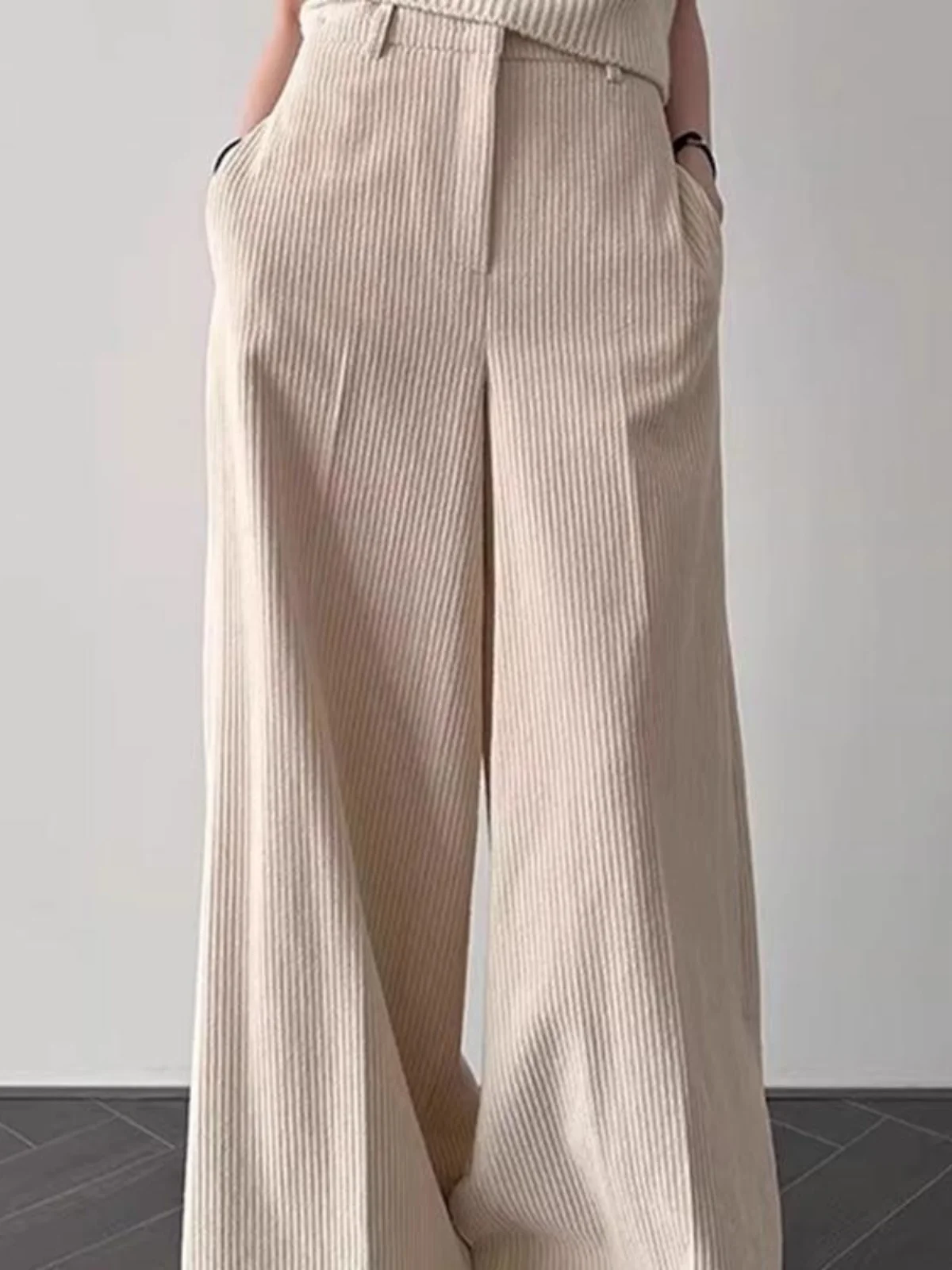 Korean Style High Waist Wide Leg Pants Casual Loose Fit Autumn Winter Long Pants Draping Sensation Simple Lazy Style
Korean Style High Waist Wide Leg Pants Casual Loose Fit Autumn Winter Long Pants Draping Sensation Simple Lazy Style