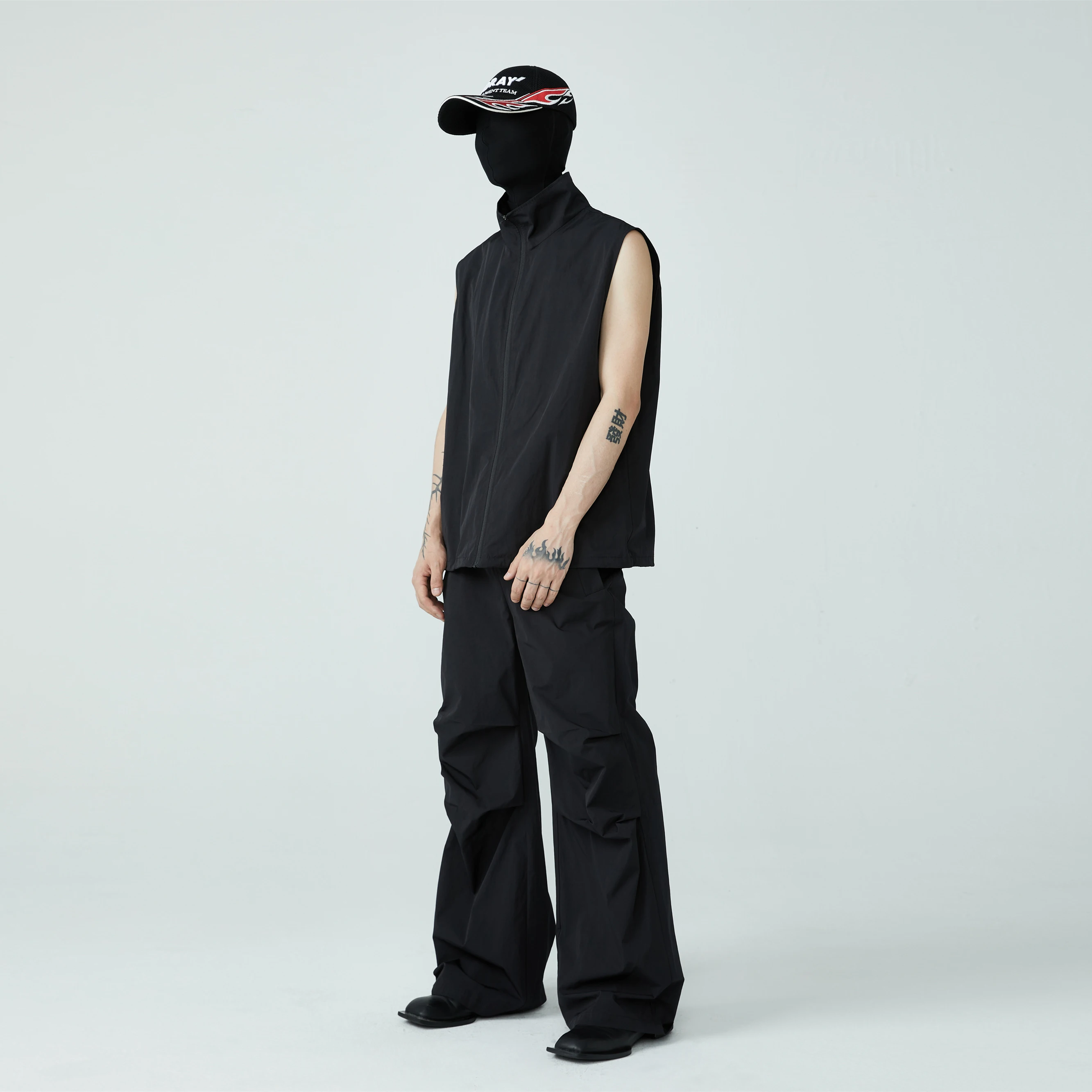 Designer Sleeveless Stand Collar Vest Loose Straight Summer New Zipper Men's Vest Black Trend Fashion Tops T-shirt Waistcoat
Designer Sleeveless Stand Collar Vest Loose Straight Summer New Zipper Men's Vest Black Trend Fashion Tops T-shirt Waistcoat
