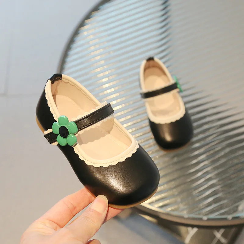 Girls Leather Shoes Spring New Soft Comfortable Princess Shoes Toddler Children Flats Anti-slip Shoes H557
Girls Leather Shoes Spring New Soft Comfortable Princess Shoes Toddler Children Flats Anti-slip Shoes H557