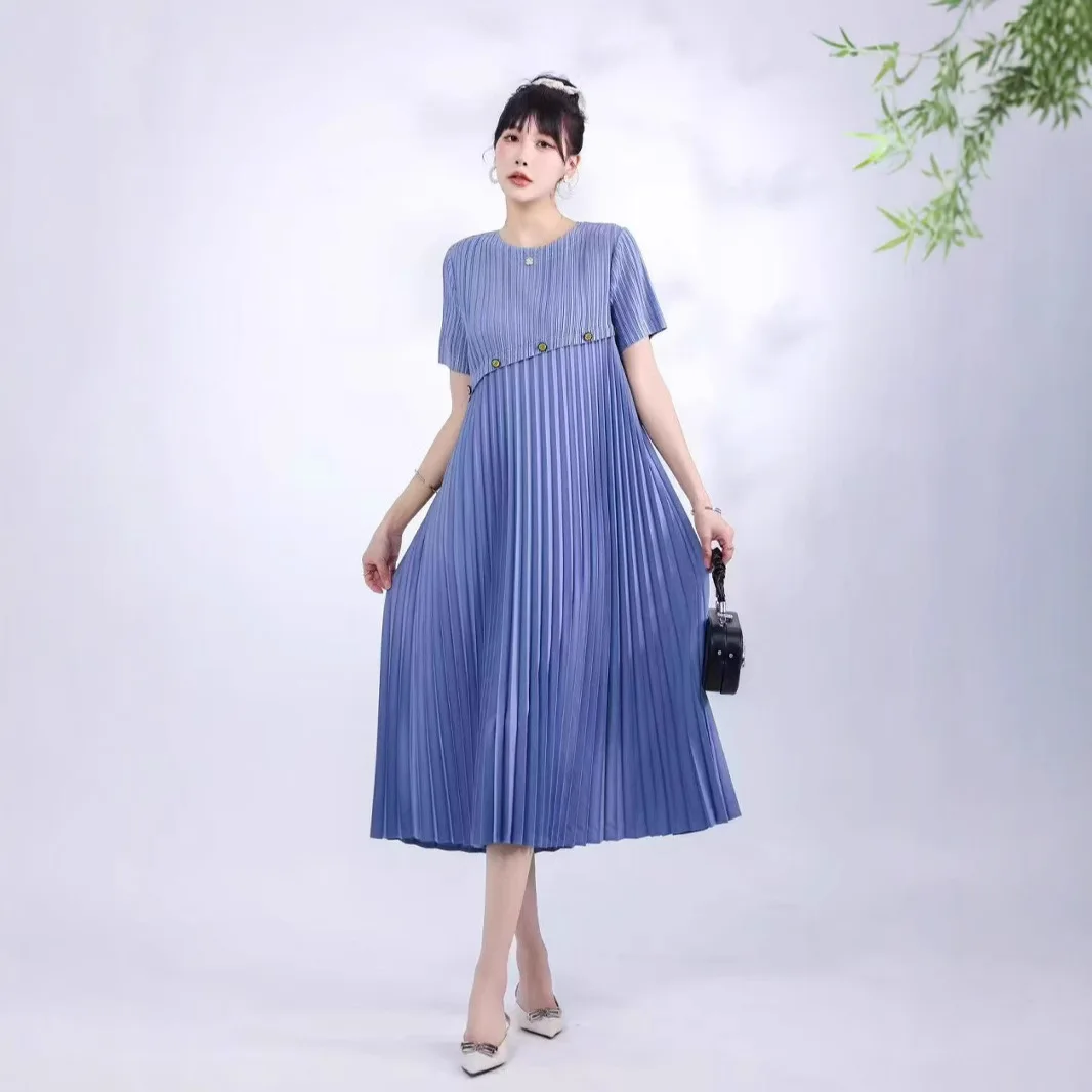 Miyake Fold 2025 летнее новое платье с круглым вырезом, темпераментное свободное модное тонкое вечернее платье для женщин
Miyake Fold 2025 летнее новое платье с круглым вырезом, темпераментное свободное модное тонкое вечернее платье для женщин