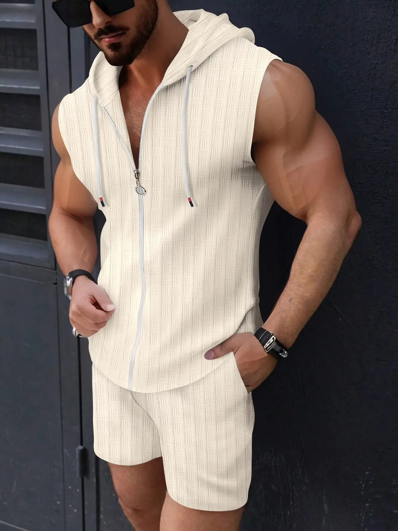 Summer men's fitness vest set, loose sleeveless sunscreen set, beach leisure set
Summer men's fitness vest set, loose sleeveless sunscreen set, beach leisure set