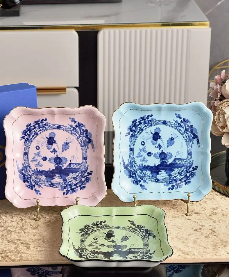21*21*3.5cm Bone China Tableware Dish Plate Snack Plates Porcelain Fruit Square Plates
21*21*3.5cm Bone China Tableware Dish Plate Snack Plates Porcelain Fruit Square Plates