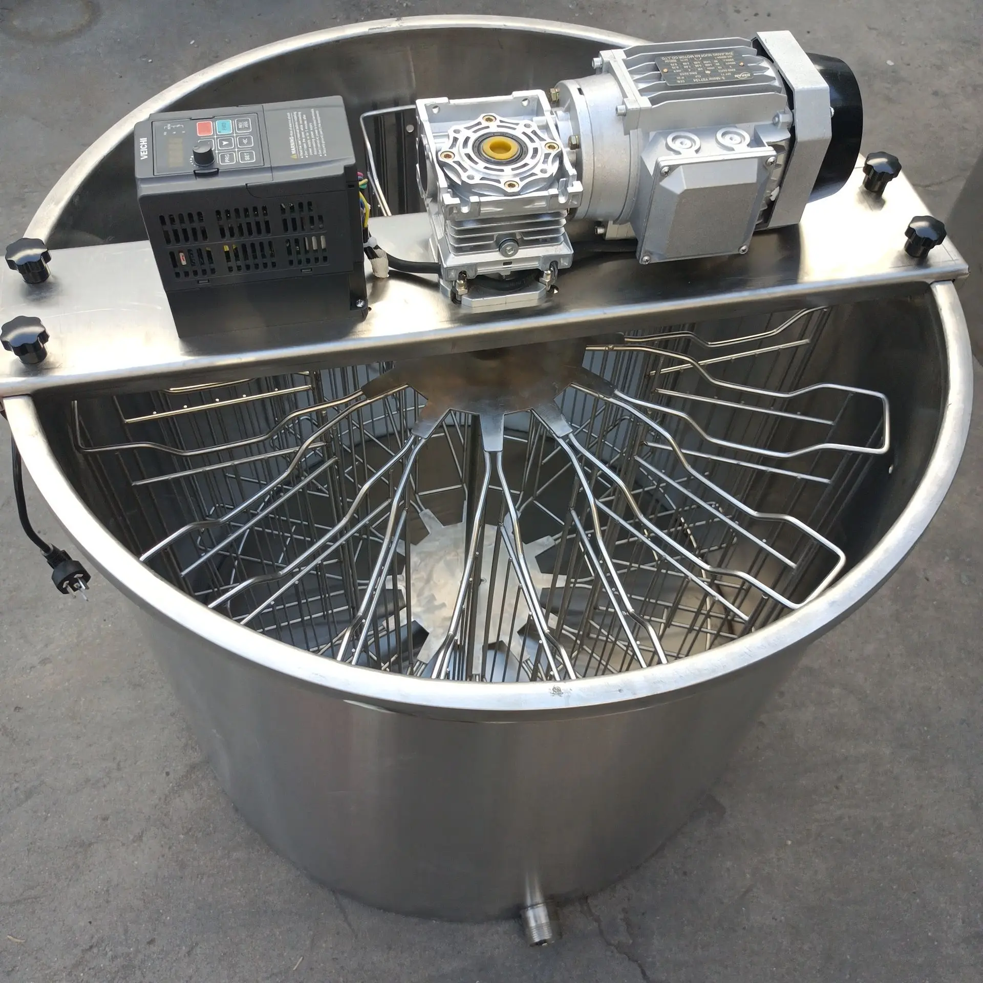 12 24 Frame Automatic Reversible Honey Extractor Stainless Steel Honeycomb Spinning Separator Apiary Beekeeping Tool
12 24 Frame Automatic Reversible Honey Extractor Stainless Steel Honeycomb Spinning Separator Apiary Beekeeping Tool