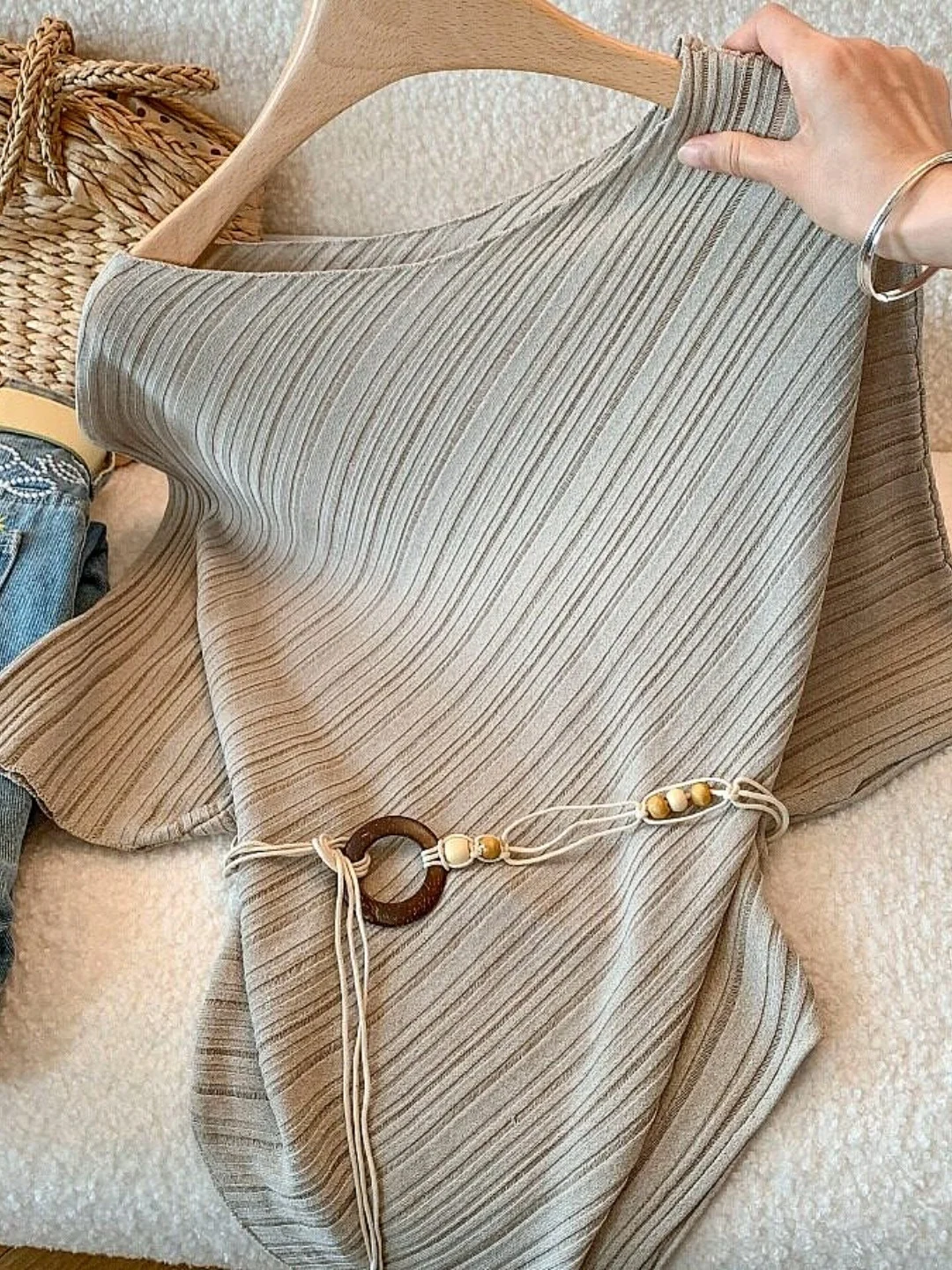 Pure Desire One-Shoulder Knot Waist Knitwear Women's Summer 2026 New Elegant Asymmetrical Slimming Versatile Top
Pure Desire One-Shoulder Knot Waist Knitwear Women's Summer 2026 New Elegant Asymmetrical Slimming Versatile Top