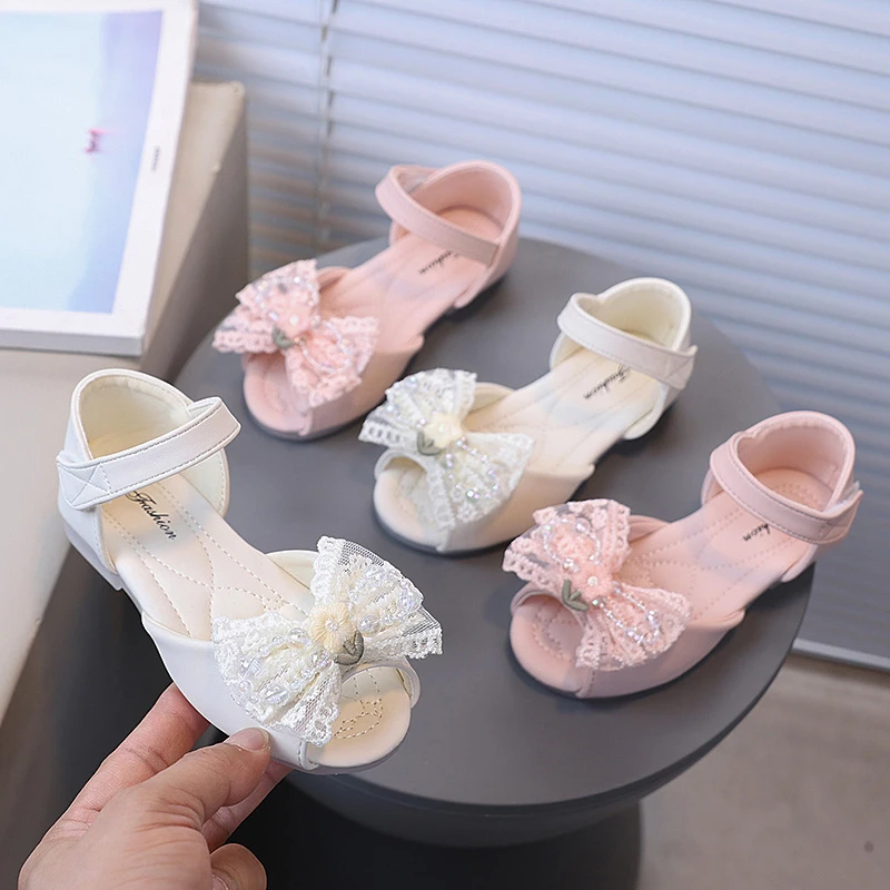 Kid's Shoes Girls' Princess Sandals Summer 2026 Lace Flower Decoration Soft Soled Non-Slip Children's Shoes 22-31
Kid's Shoes Girls' Princess Sandals Summer 2026 Lace Flower Decoration Soft Soled Non-Slip Children's Shoes 22-31