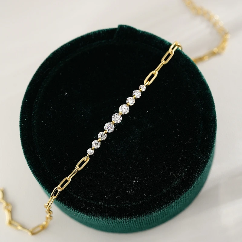 Irregular straight row bracelet for women in D color, moissanite S925 pure silver, ins style, niche design, cross-border jewelry
Irregular straight row bracelet for women in D color, moissanite S925 pure silver, ins style, niche design, cross-border jewelry