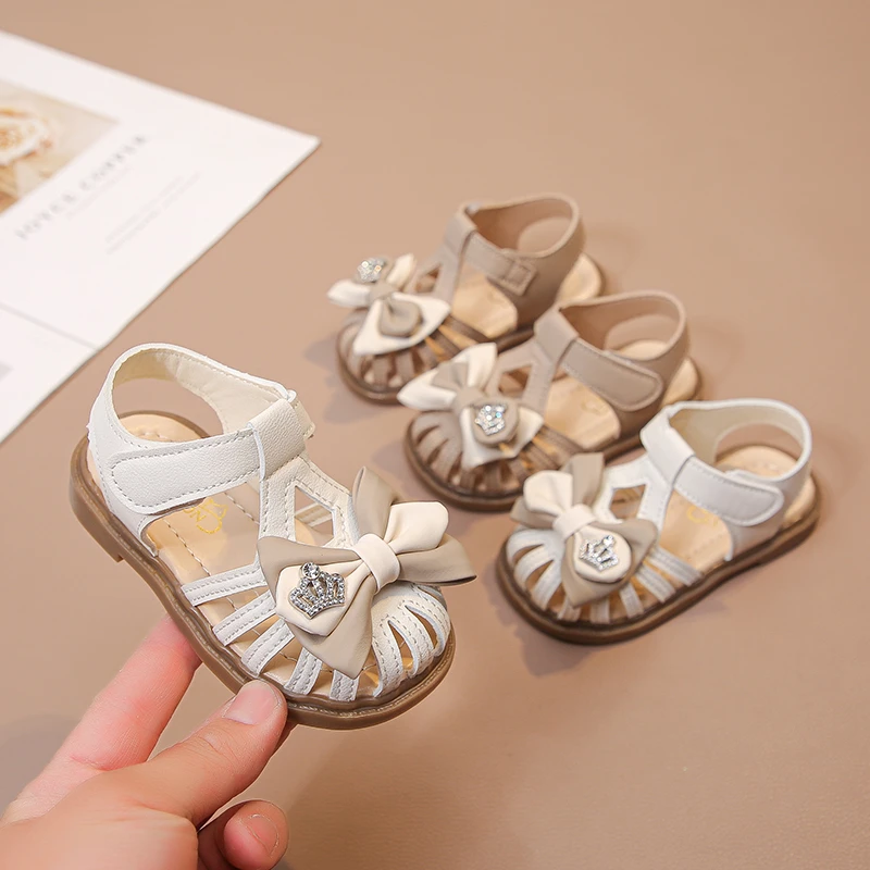 Toddler Girls Sandals Princess Versatile for Kids Beach Shoes Big Bows T-strap 2025 Summer New Baby Walking Shoes Size 15-25
Toddler Girls Sandals Princess Versatile for Kids Beach Shoes Big Bows T-strap 2025 Summer New Baby Walking Shoes Size 15-25