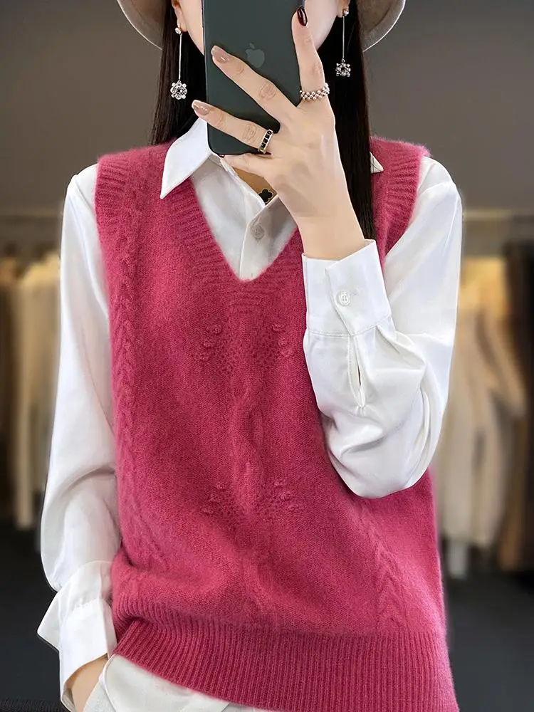 Высококачественный весенне-осенний женский вязаный жилет с v-образным вырезом в стиле ретро, на пуговицах, обычная длина, однотонный трикотаж для поездок на работу
Высококачественный весенне-осенний женский вязаный жилет с v-образным вырезом в стиле ретро, на пуговицах, обычная длина, однотонный трикотаж для поездок на работу