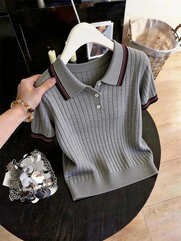 Loose Fit Neck Short Sleeve T-Shirt Women Summer Fashion Anti-Aging Overhead Top Korean Style Breathable Skin-Friendly
Loose Fit Neck Short Sleeve T-Shirt Women Summer Fashion Anti-Aging Overhead Top Korean Style Breathable Skin-Friendly