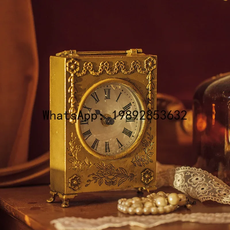 XL4-1 SLT French retro light luxury handmade gold table clock with bow design for desktop decoration
XL4-1 SLT French retro light luxury handmade gold table clock with bow design for desktop decoration