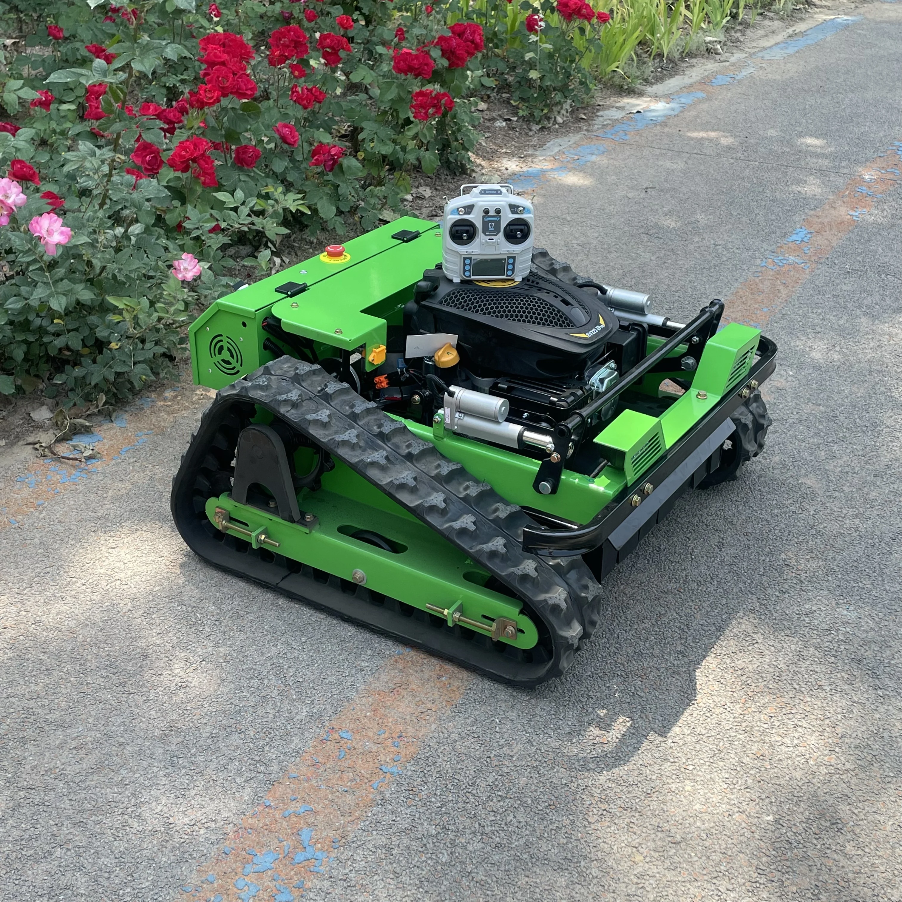 500mm Crawler Remote Control Lawn Mower RATO Engine Strong Slope Climbing All Terrain Grass Cutter Economic Remote For Farm Orch
500mm Crawler Remote Control Lawn Mower RATO Engine Strong Slope Climbing All Terrain Grass Cutter Economic Remote For Farm Orch