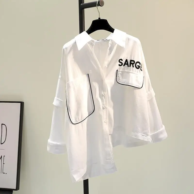 Womens Shirts White Embroidered Letters Irregular Cotton Linen Shirt 2024 Spring Summer Trendy Tops Korean Loose Casual Blouses
Womens Shirts White Embroidered Letters Irregular Cotton Linen Shirt 2024 Spring Summer Trendy Tops Korean Loose Casual Blouses