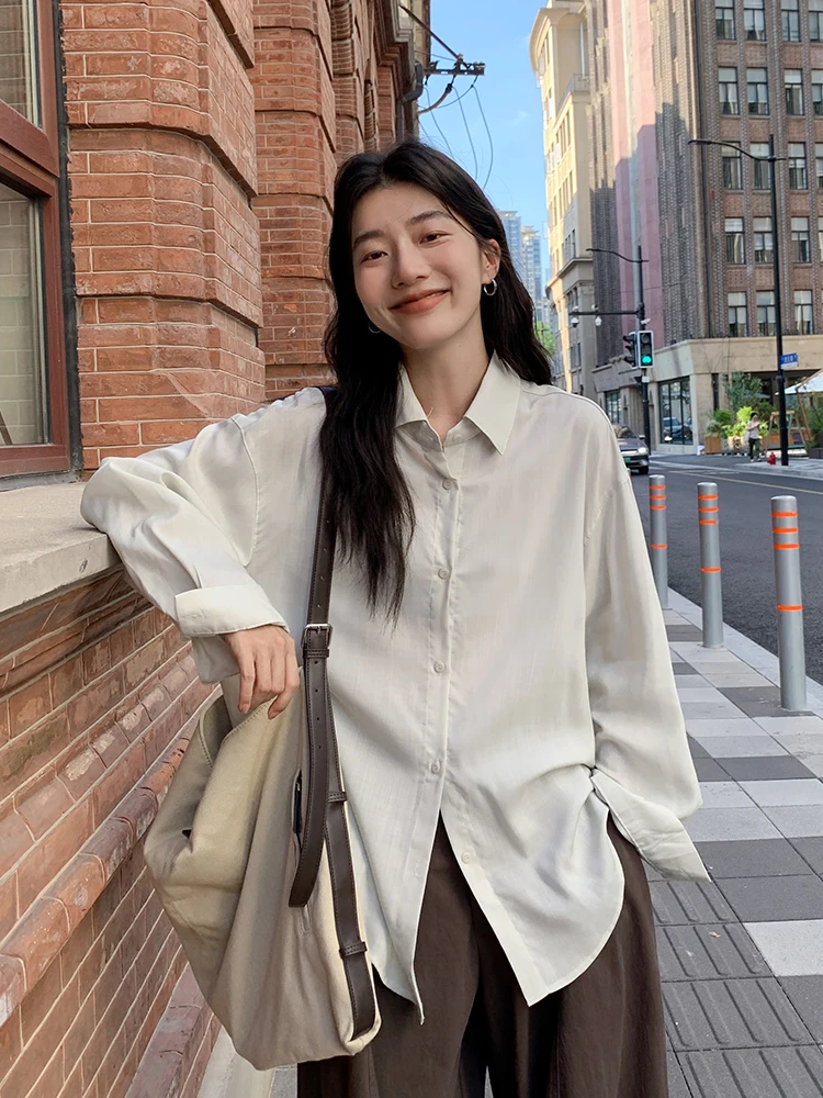 Casual Loose Women's Long Sve irt Jaet Pure Color Korean Sle Spring 2026 New Design Breathable Comfortable Fabric
Casual Loose Women's Long Sve irt Jaet Pure Color Korean Sle Spring 2026 New Design Breathable Comfortable Fabric