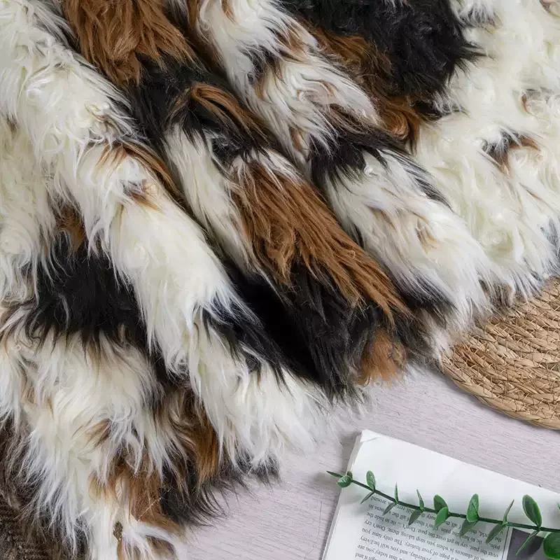 1 ярд утолщенная плюшевая ткань, красочная фетровая ткань, плюшевые коврики для ковров, кукольная одежда, ткань из искусственного меха для лоскутного шитья, futro materiał
1 ярд утолщенная плюшевая ткань, красочная фетровая ткань, плюшевые коврики для ковров, кукольная одежда, ткань из искусственного меха для лоскутного шитья, futro materiał