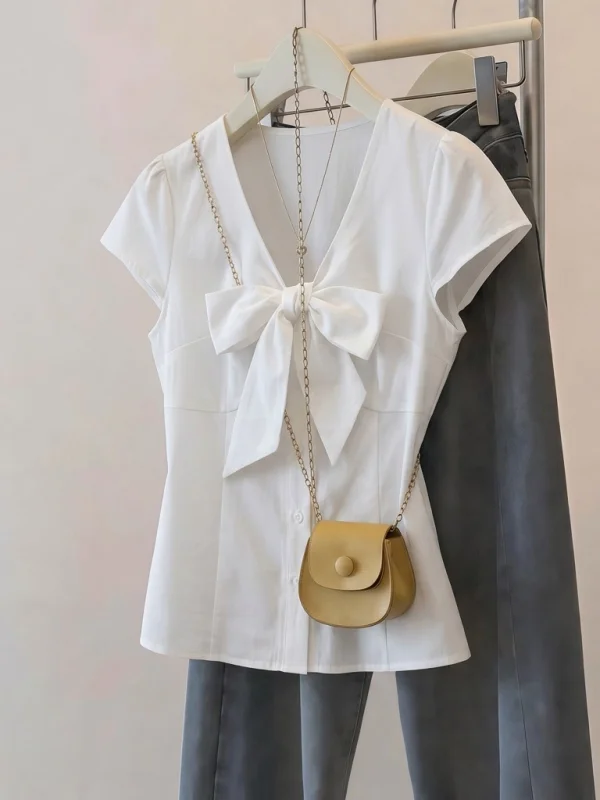 Knot V-Neck Short Sleeve White Shirt Women's Beautiful Fashionable Summer New Loose Fit Korean Style Commute Wind
Knot V-Neck Short Sleeve White Shirt Women's Beautiful Fashionable Summer New Loose Fit Korean Style Commute Wind