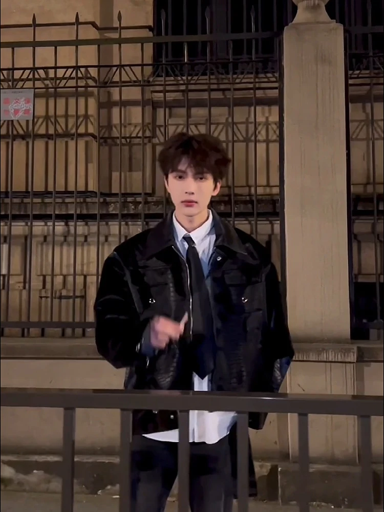 American Sle ort oulder Pad Мотоциклетный кожаный джет Мужской весенне-осенний дизайн Sensation High End Feeling Cool Struct...
American Sle ort oulder Pad Мотоциклетный кожаный джет Мужской весенне-осенний дизайн Sensation High End Feeling Cool Struct...