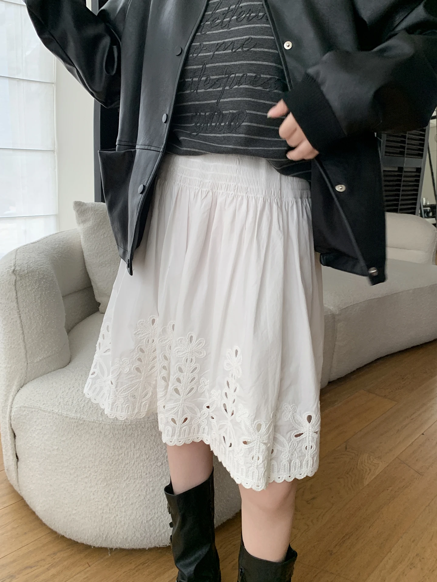 Xuanxuan Korean Style Heavy Embroidery Hollow out A-Line Skirt Women's Elastic Waist Skirts Cotton Embroidered Hollow
Xuanxuan Korean Style Heavy Embroidery Hollow out A-Line Skirt Women's Elastic Waist Skirts Cotton Embroidered Hollow