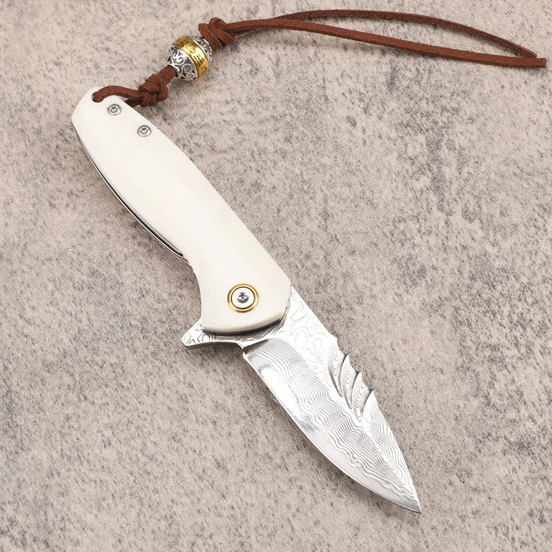 59HRC High Hardness Tool knives Portable handmade knives Damascus steel Folding knives White cow bone handle
59HRC High Hardness Tool knives Portable handmade knives Damascus steel Folding knives White cow bone handle