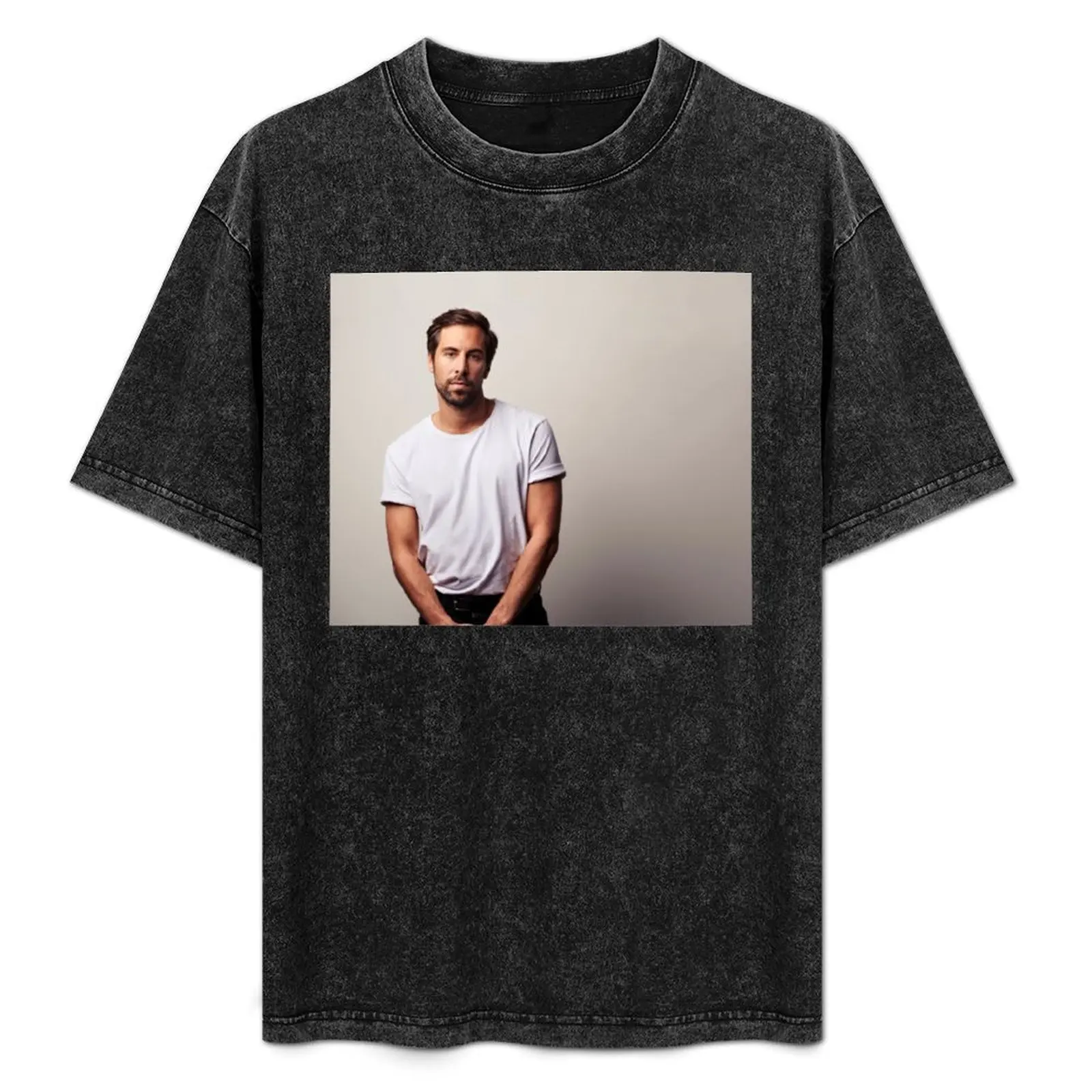 Max Giesinger T-Shirt customizeds oversized graphic tee vintage clothes mens vintage t shirts
Max Giesinger T-Shirt customizeds oversized graphic tee vintage clothes mens vintage t shirts
