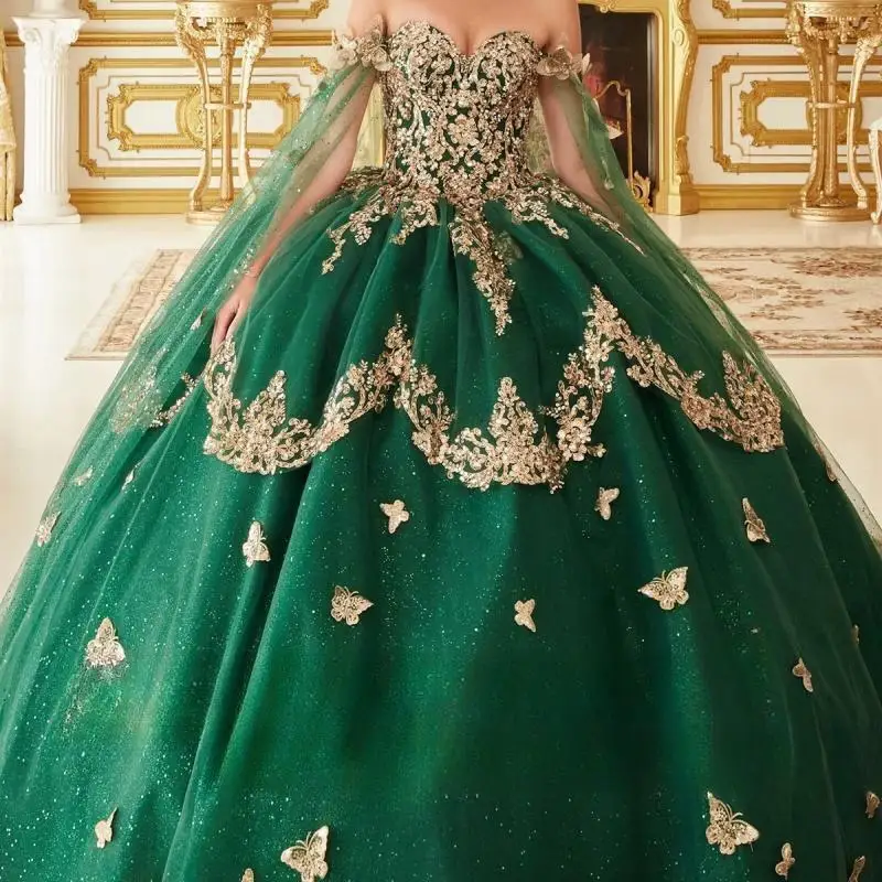 Customized Shiny Emerald Green Quinceanera Dresses 3D Butterfly decal applique Tull sleeve dress Detachable Vestidos De 15 Años
Customized Shiny Emerald Green Quinceanera Dresses 3D Butterfly decal applique Tull sleeve dress Detachable Vestidos De 15 Años