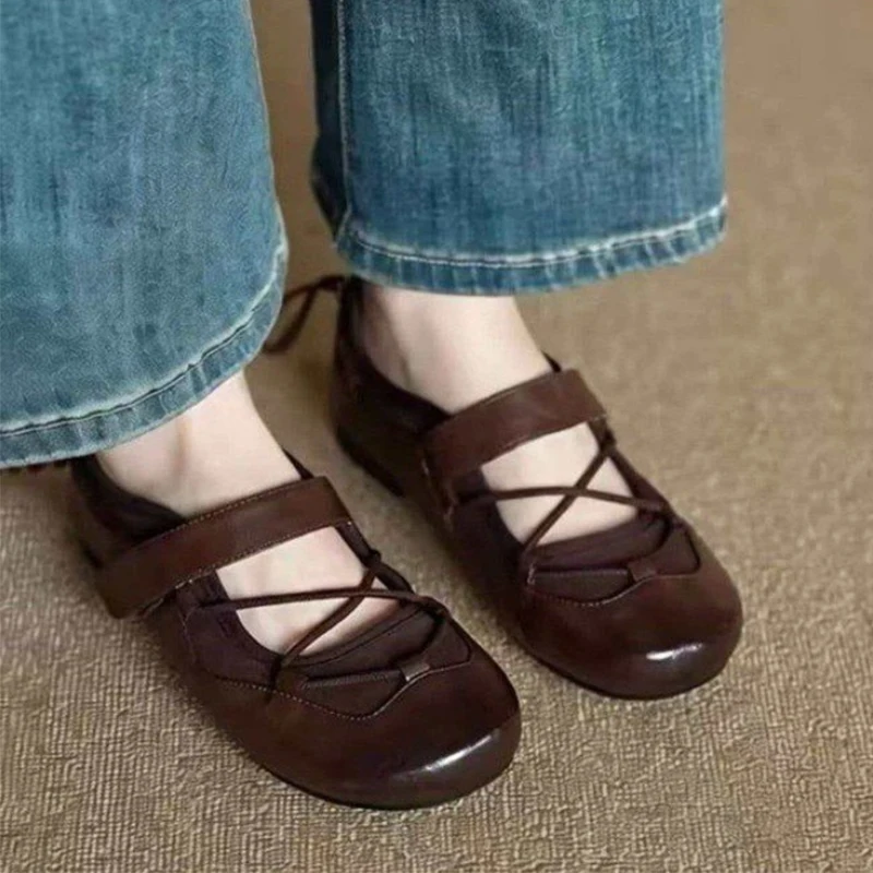 Women Flats Sneaker Summer Sandals Trend Mary Jane Leather Shoes 2026 New Running Sport Shoes Casual Shallow Mujer Zapatillas
Women Flats Sneaker Summer Sandals Trend Mary Jane Leather Shoes 2026 New Running Sport Shoes Casual Shallow Mujer Zapatillas