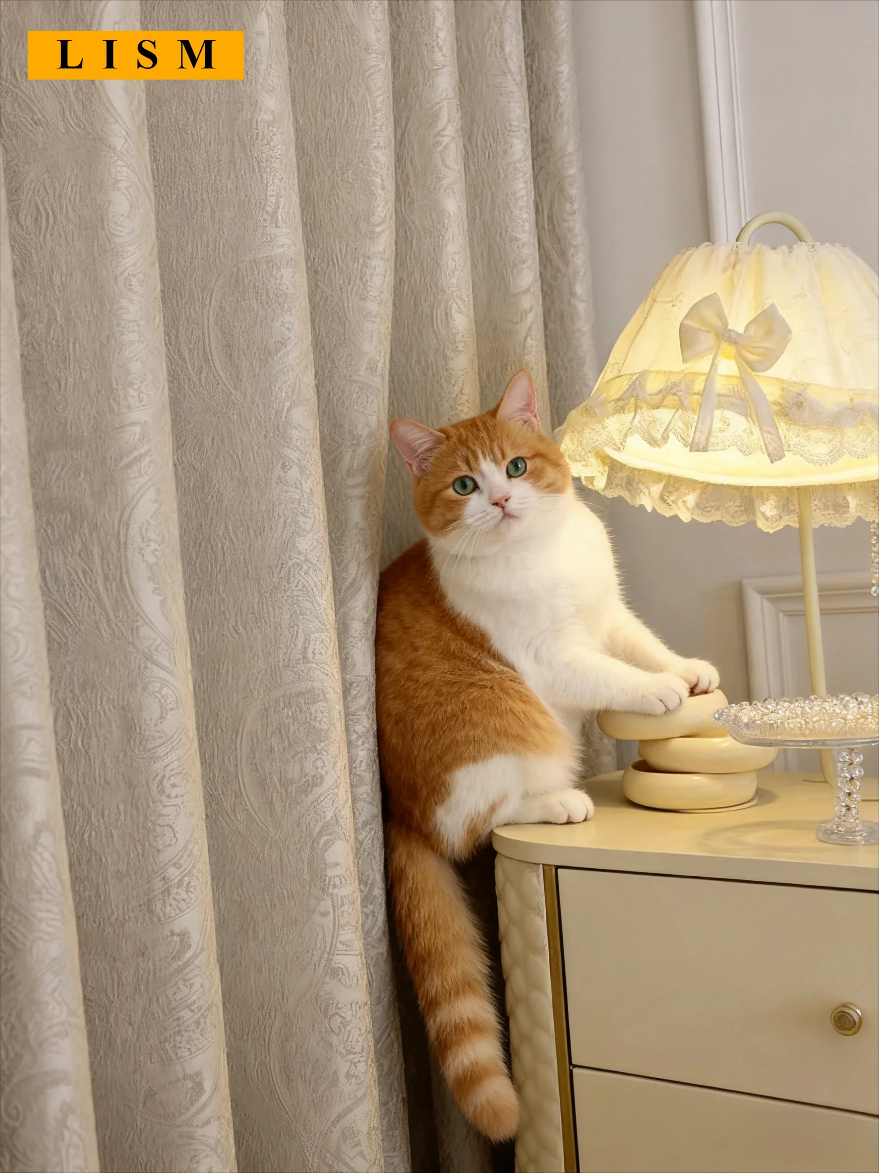 European Relief French Cream Style Light Luxury Living Room Window Bedroom Jacquard Blackout Curtains Villa Custom Lace Tulle
European Relief French Cream Style Light Luxury Living Room Window Bedroom Jacquard Blackout Curtains Villa Custom Lace Tulle